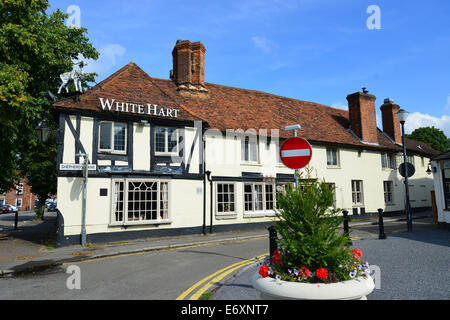 Il White Hart Inn Vintage, Aylesbury fine, Old Beaconsfield, Buckinghamshire, Inghilterra, Regno Unito Foto Stock