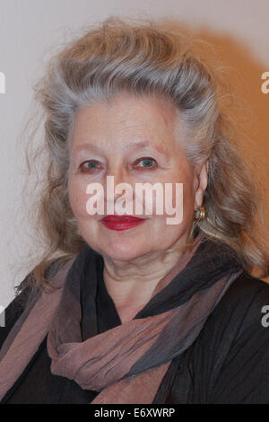 Hanna Schygulla presentando la sua autobiografia ' Wach auf und traeume ' Literaturhaus di Monaco di Baviera con: Hanna Schygulla dove: Monaco di Baviera, Germania Quando: 27 Feb 2014 Foto Stock