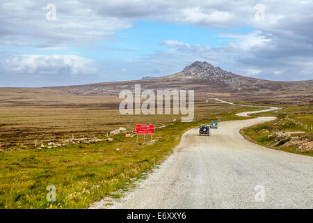 Safari 4X4 nelle isole Falkland. Da Port Stanley a nord stagno su East Falkland. Foto Stock