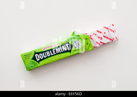 Doublemint chewing gum, fabbricato da Wrigley Company, una divisione di Marte, Inc. Foto Stock