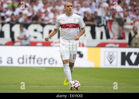 Stuttgart, Germania. Il 30 agosto, 2014. Stoccarda è Oriol Romeu in azione durante la Bundesliga partita di calcio tra VfB Stoccarda e 1. FC Colonia a Mercedes-Benz Arena a Stoccarda, Germania, 30 agosto 2014. Foto: Sebastian Kahnert/dpa/Alamy Live News Foto Stock