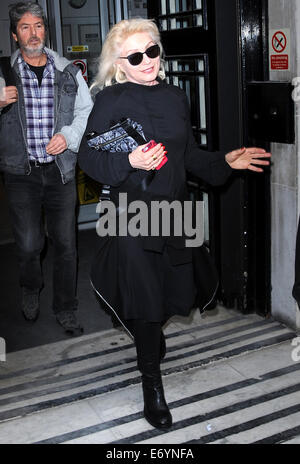 Debbie Harry dei Blondie a Radio 2 con: Debbie Harry dove: Londra, Regno Unito quando: 28 Feb 2014 Foto Stock
