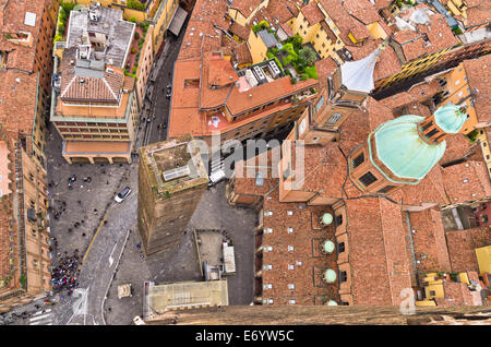 Aerial cityscape vista da due torri, Bologna, Italia Foto Stock