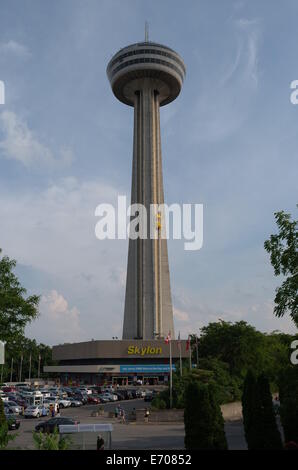 Skylon Tower a Niagara Falls, Ontario, Canada Foto Stock