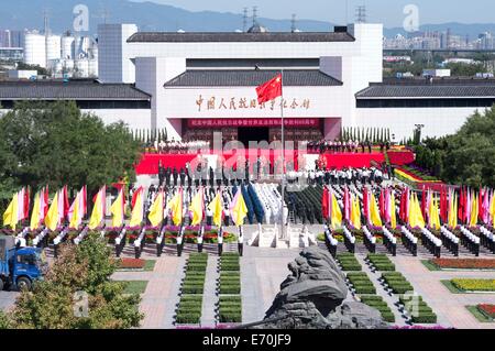 Pechino, Cina. 3 Sep, 2014. Una marcatura di commemorazione del 69º anniversario della vittoria del popolo cinese la guerra di resistenza contro l'Aggressione giapponese, è tenuto presso il Museo della Guerra del popolo cinese di resistenza del giapponese Aganist aggressione, a Pechino, capitale della Cina, Sett. 3, 2014. Credito: Wang Ye/Xinhua/Alamy Live News Foto Stock