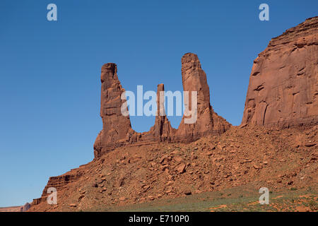 Le tre sorelle in Monument Valley tribù park Foto Stock