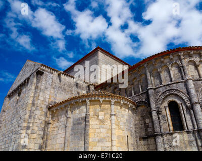 Chiesa di St Radegonde in Talmont sur Gironde nel dipartimento della Charente-Maritime della regione Poitou-Charentes nella parte sud-ovest della Francia Foto Stock