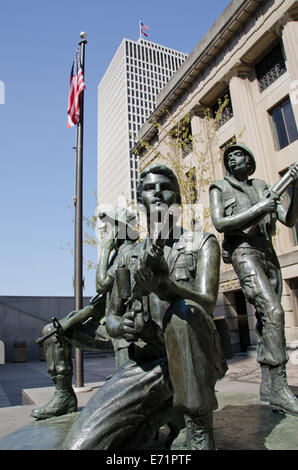 Stati Uniti d'America, Tennessee, Nashville, Legislativo Plaza. Storia militare ramo del Tennessee State Museum. Vietnam War Memorial. Foto Stock