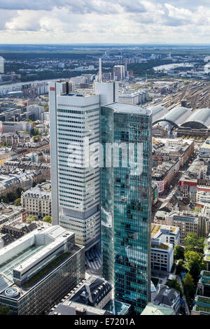 Grattacieli, Silberturm o torre di argento, Deutsche Bahn AG e Skyper, Westend, Frankfurt am Main, Hesse, Germania Foto Stock