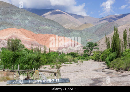 Il Cerro de los siete colores o collina di sette colori, provincia di Jujuy, Argentina Foto Stock