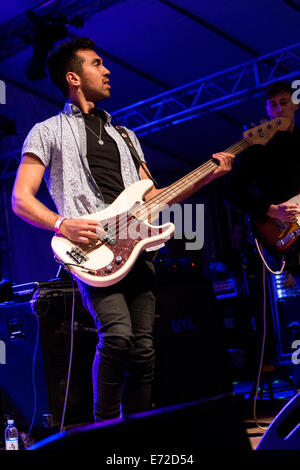 Segrate, Milano, Italia. 03Th Settembre 2014. Il British rock band di CARNABYS suona dal vivo presso il Circolo Magnolia apertura della mostra di Blondie Credito: Rodolfo Sassano/Alamy Live News Foto Stock