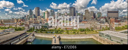 Lo Skyline di Montreal Cityscape paesaggio vista posteriore Panorama Foto Stock