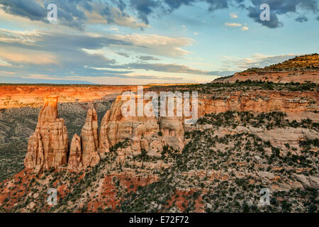 Monumenti di pietra arenaria e formazioni, Colorado National Monument, Grand Junction, Colorado, STATI UNITI D'AMERICA Foto Stock