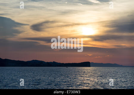 Tramonto su Roda Corfù Foto Stock