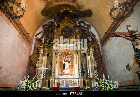 Sant Domingo altare della chiesa in Dalt Vila di Ibiza città vecchia - Ibiza Foto Stock