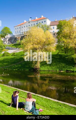 La collina di Toompea, Snelli Tiik lago, la città vecchia di Tallin, patrimonio mondiale dell UNESCO, Estonia, paesi baltici, Europa Foto Stock