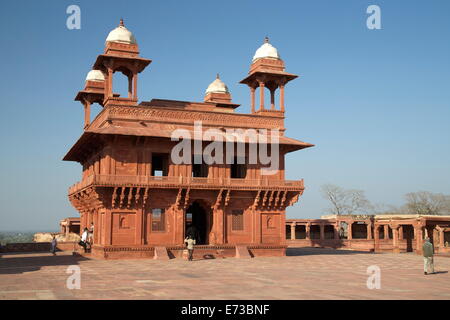 Diwan-i-Khas (Hall di Pivate pubblico), Fatehpur Sikri, sito Patrimonio Mondiale dell'UNESCO, Uttar Pradesh, India, Asia Foto Stock