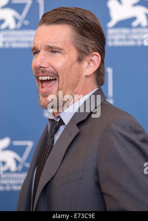 ETHAN HAWKE buona per uccidere. PHOTOCALL. 71ST FESTIVAL DEL CINEMA DI VENEZIA LIDO VENEZIA ITALIA 05 Settembre 2014 Foto Stock