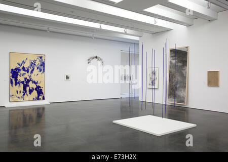 Galleria, Aspen Art Museum (dall'Architetto Shigeru Ban), Aspen Colorado, STATI UNITI D'AMERICA Foto Stock