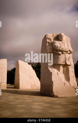 Martin Luther King Memorial in inizio di mattina di luce. Moody, drammatica e fotografia a colori Foto Stock