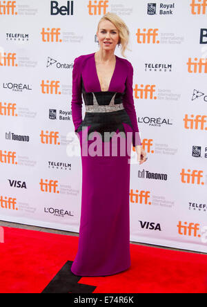 Toronto, Canada. 6 Sep, 2014. L'attrice Naomi Watts pone per le foto prima della premiere del film 'mentre siamo giovani' alla principessa di Galles Theatre durante la 39a Toronto International Film Festival di Toronto, Canada, sul Sett. 6, 2014. Credito: Zou Zheng/Xinhua/Alamy Live News Foto Stock