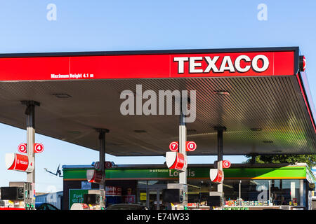 Texaco stazione di benzina - Londra Foto Stock