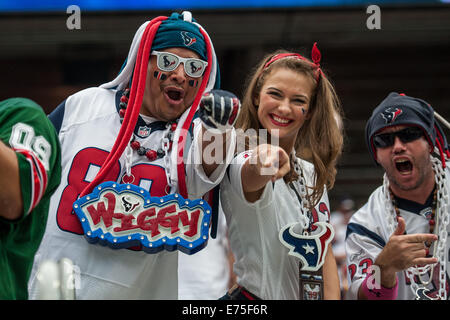 Houston, Texas, Stati Uniti d'America. 7 Sep, 2014. Houston Texans fans prima di un gioco di NFL tra Houston Texans e Washington Redskins a NRG Stadium di Houston, TX il 7 settembre 2014. Credito: Trask Smith/ZUMA filo/Alamy Live News Foto Stock