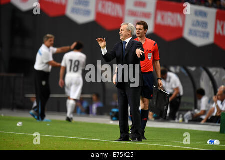 Sapporo Dome, Hokkaido, Giappone. 5 Sep, 2014. Javier Aguirre (JPN), 5 settembre 2014 - Calcetto : KIRIN Challenge Cup 2014 match tra Giappone 0-2 Uruguay al Sapporo Dome, Hokkaido, Giappone. © Hitoshi Mochizuki/AFLO/Alamy Live News Foto Stock