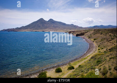 Il paesaggio costiero, Cabo de Gata-Níjar parco naturale, Andalusia, Spagna Foto Stock