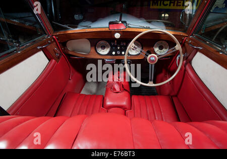 Morgan Plus 4 classic British sports car interno Foto Stock