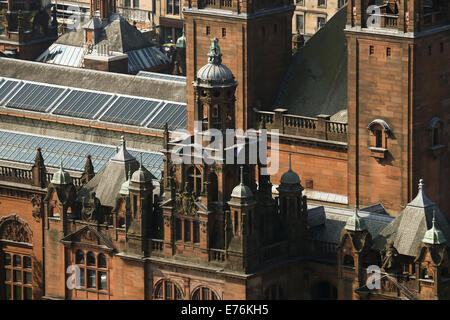 Vista aerea di Kelvingrove Art Gallery and Museum di Glasgow University tower Foto Stock