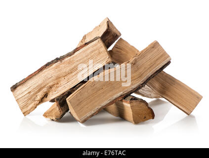 Catasta di legna da ardere isolato su uno sfondo bianco Foto Stock