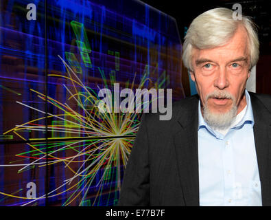 Praga, Repubblica Ceca. 8 Sep, 2014. Direttore generale dell'Organizzazione europea per la ricerca nucleare (CERN) Rolf Heuer raffigurato durante l incontro con i giornalisti in Accademia delle Scienze di Praga Repubblica Ceca, 8 settembre 2014. Credito: Michal Krumphanzl/CTK foto/Alamy Live News Foto Stock
