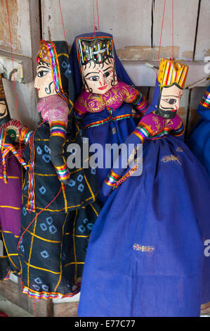 Kathputli, tradizionali burattini di Rajasthani, Pushkar, Rajasthan, India. Foto Stock
