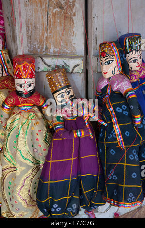 Kathputli, tradizionali burattini di Rajasthani, Pushkar, Rajasthan, India. Foto Stock