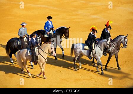 Ingresso dei toreri, Passeillo, Plaza de Toros de Jerez, Jerez de la Frontera, la provincia di Cadiz Cadice, Andalusia, Spagna Foto Stock