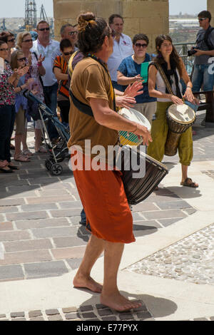 I musicisti suonano in Upper Barrakka Gardens a La Valletta, Malta Foto Stock