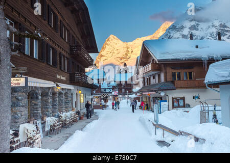 Murren con l'Eiger North Face in background Foto Stock