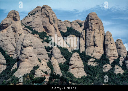 Elephant Rock Montserrat, multi-il picco delle montagne si trova nei pressi della città di Barcellona, in Catalogna, Spagna Europa Foto Stock