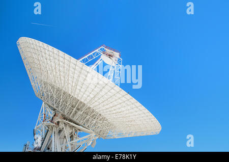 Giganti piatti Satellite antenna Foto Stock