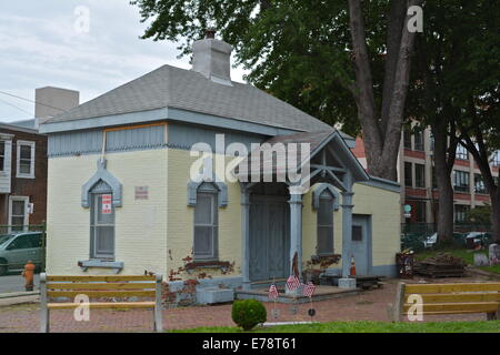 Presso il Cimitero di Palmer, aka Kensington sepoltura, in Fishtown, Philadelphia. Cimitero fondata nel 1749 (Famiglia sepolture prima che) su 7 acri di terreno vicino Penn trattato Park Foto Stock