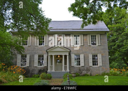 Brotherton Hall, a ovest di Chambersburg, contea di Franklin, Pennsylvania sulla diminuzione della molla Road, Guilford Township. Costruito c. 1820 in stile federale, elencati sul NRHP in 1979 la parte anteriore della casa Foto Stock