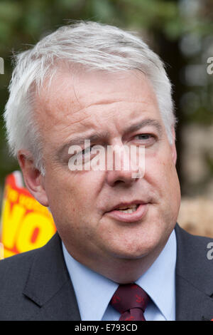 Edimburgo, Scozia, Regno Unito. Il 9 settembre, 2014. Il gallese Primo Ministro di campagna elettorale in Scozia. Carwyn Jones parla di Edimburgo oggi. Edimburgo, Scozia. 9 settembre 2014 Credit: GARY DOAK/Alamy Live News Foto Stock