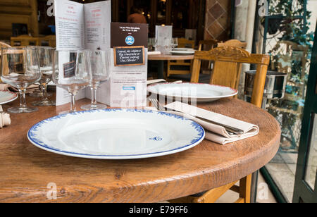 Ristorante Chez Clément a Parigi Foto Stock