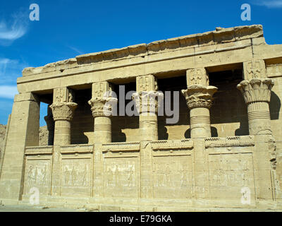 Il romano della casa del parto a Dendara Foto Stock