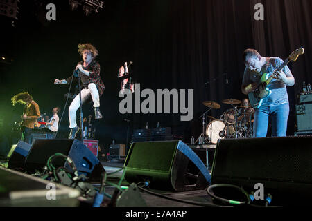 Milwaukee, Wisconsin, Stati Uniti d'America. Il 9 settembre, 2014. Gabbia l'Elefante esibirsi dal vivo presso il centro di Bradley a Milwaukee nel Wisconsin Credit: Daniel DeSlover/ZUMA filo/Alamy Live News Foto Stock