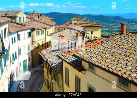 Tradizionale architettura italiana a Cortona, Regione Toscana, Italia Foto Stock