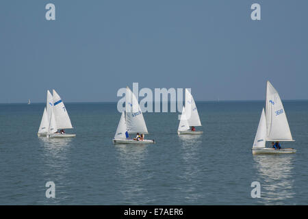 New York, Rochester. Scuola di vela barche sul lago Ontario. Foto Stock