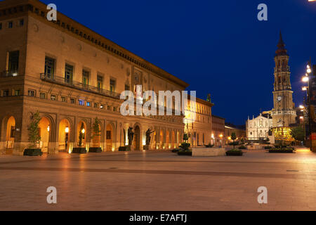 Il Municipio, la Cattedrale di Seo, Plaza del Pilar square, Saragozza, Aragona, Spagna Foto Stock