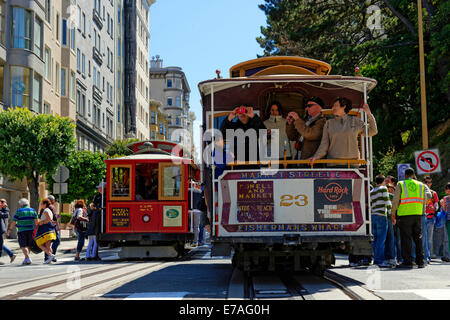 La storica funivia su Hyde Street, San Francisco, California, Stati Uniti d'America Foto Stock